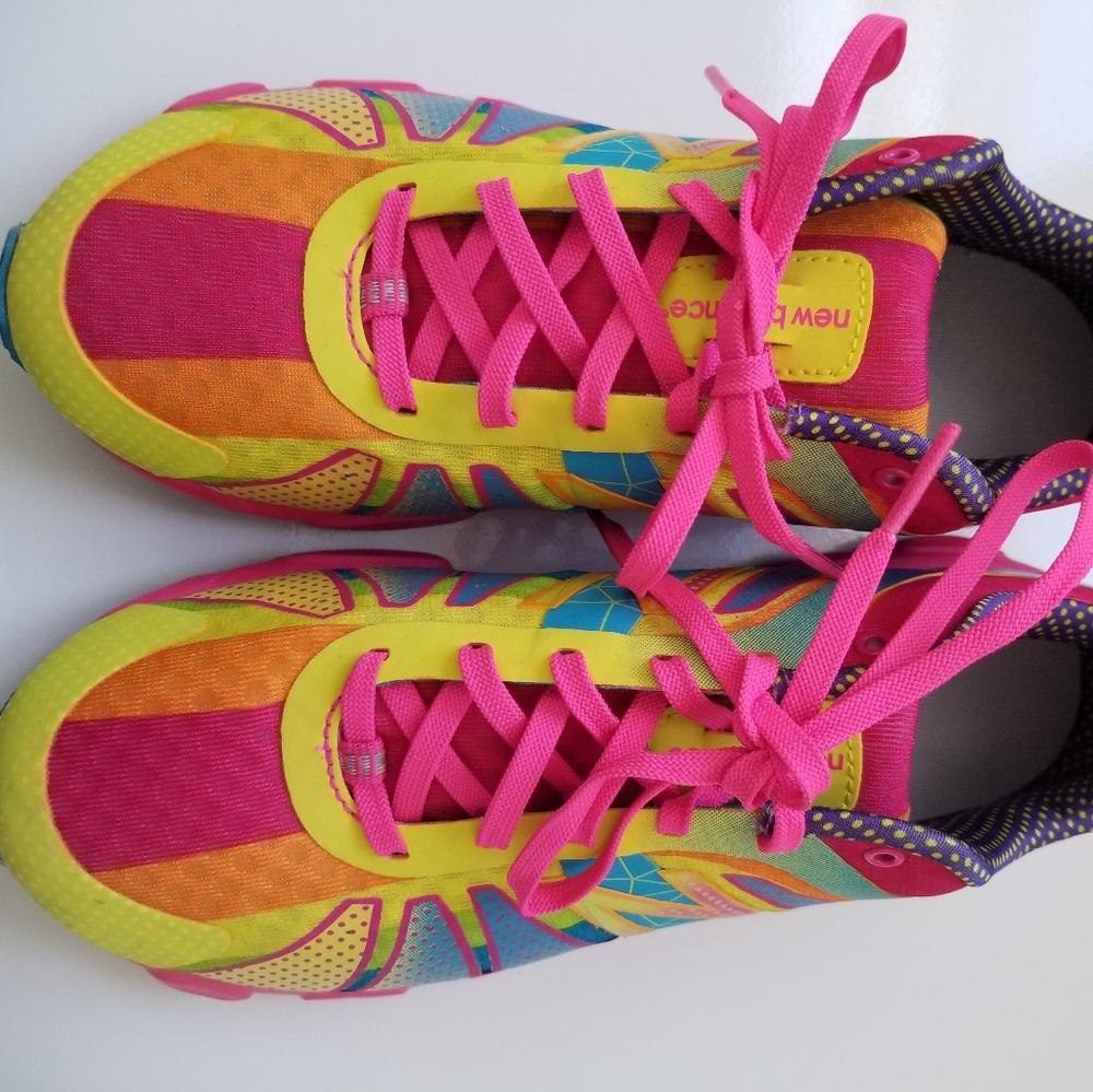 Kids size 5 New Balance gym shoes